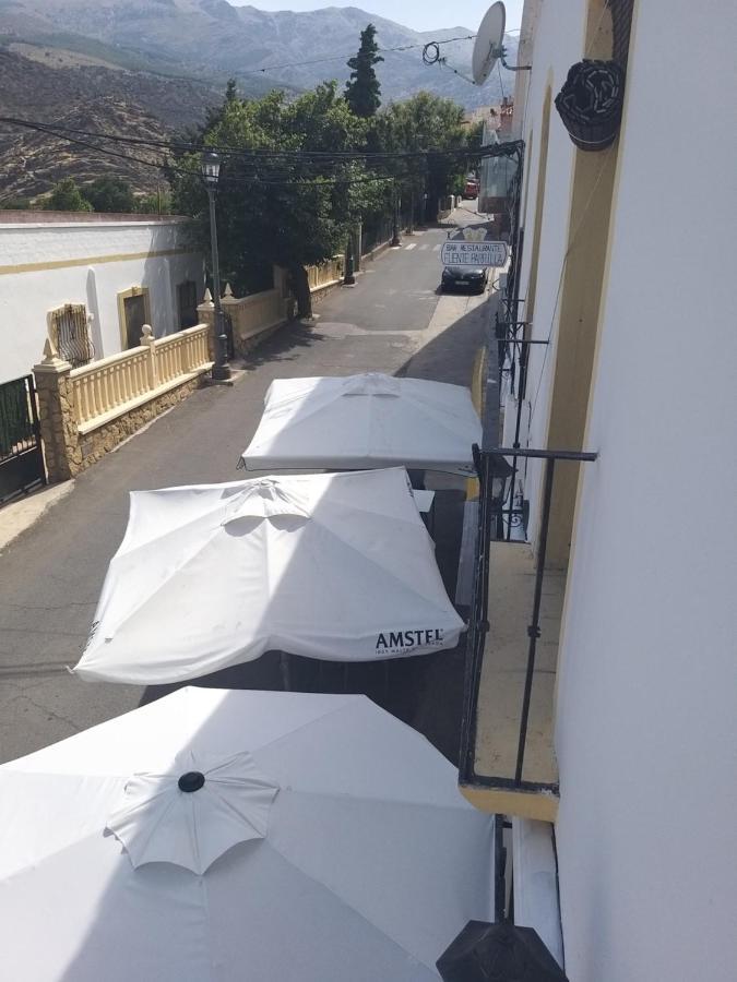 Pension La Fuente Abrucena Exterior foto